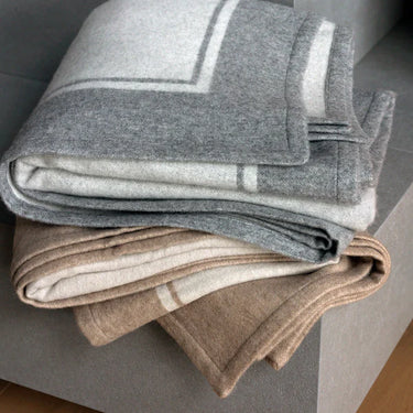 Skyline Cashmere Throw, Grey