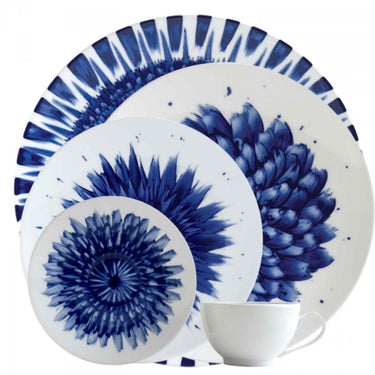 In Bloom Dinnerware