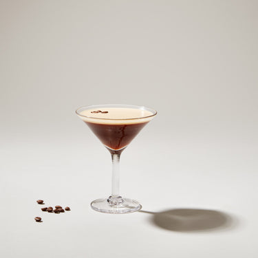 https://cdn.shopify.com/s/files/1/0717/8158/1113/files/1153-ascutney-martini-17655.jpg?v=1733940348