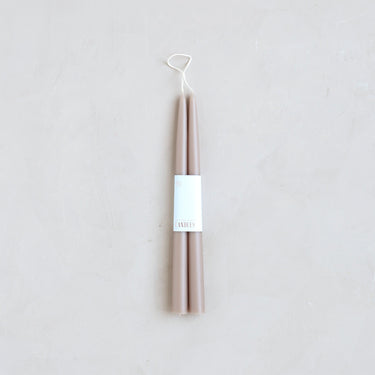 https://cdn.shopify.com/s/files/1/0562/0914/6006/products/12inchTaperCandles_Greige12.jpg?v=1741874804