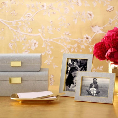 Classic Shagreen Frame, Dove