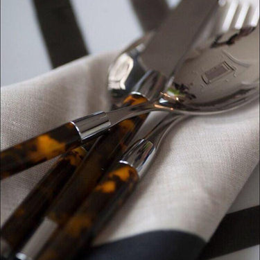 Conty Tortoise Five Piece Place Setting