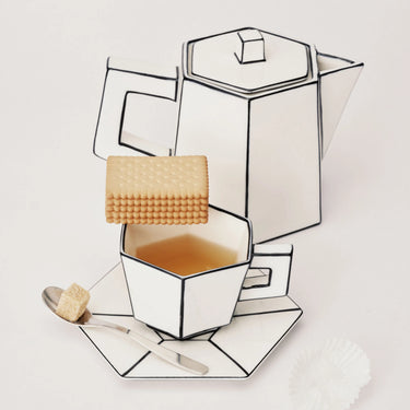 Carte Blanche Tea Pot