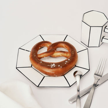 Dessert plate white - black Carte Blanche