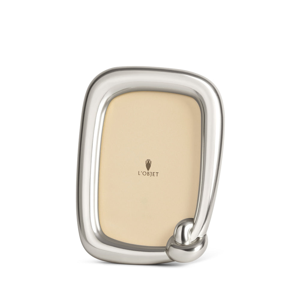 Knot Frame, Platinum