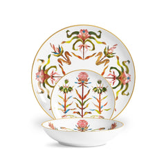 Grand Tour Dinnerware, Set of 3