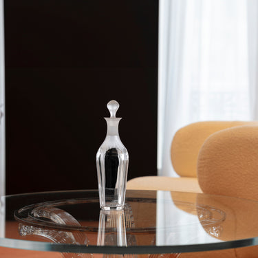 https://cdn.shopify.com/s/files/1/0593/0998/1832/files/Lalique-Carafe-100-points-Cristal-Incolore.jpg?v=1732201289
