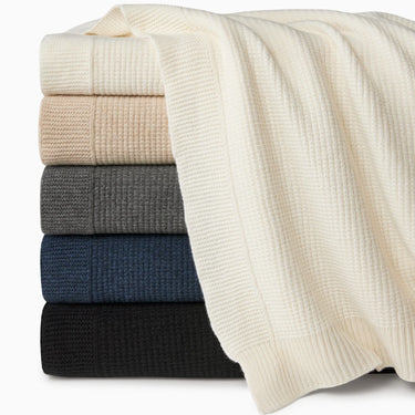 Pettra Throw