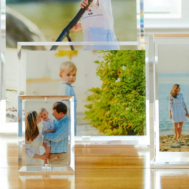 Acrylic Beveled Frame, Clear