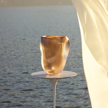 https://cdn.shopify.com/s/files/1/0593/0998/1832/files/lalique-crystal-decorative-objects-alize-grand-vase-clear-patina-coral-pink-gold-leaves.jpg?v=1772012407
