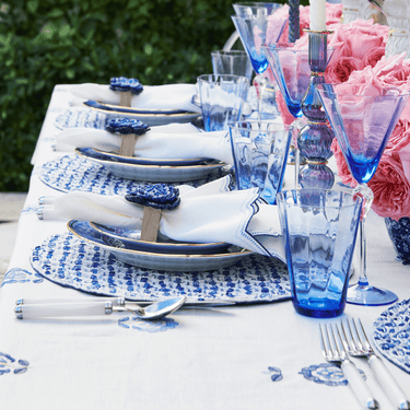 https://cdn.shopify.com/s/files/1/0548/8492/5510/files/rush_pm_pareo_blue_nr._lune_na_blue._carnation_tc_blue_1.png?v=1771521337