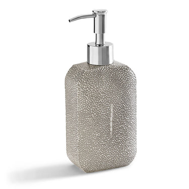 https://cdn.shopify.com/s/files/1/0002/9910/6314/products/shagreen-lotion-dispenser_93e861cd-70f5-458d-bee6-0155a78815f3.jpg?v=1601495805