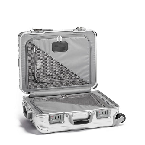 19 Degree Aluminum Continental Carry-On