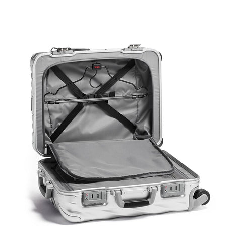 19 Degree Aluminum Continental Carry-On