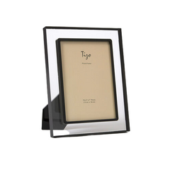 Black Border Lucite Frame, 4 x 6