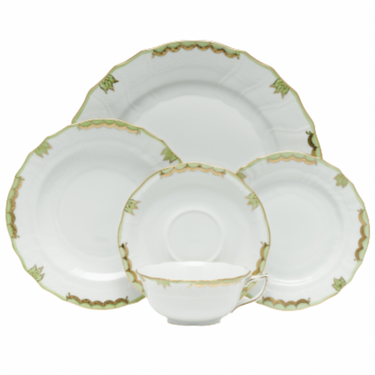 Princess Victoria Dinnerware, Green