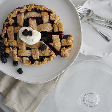 Berry & Thread Cake Dome