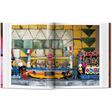 Living in Mexico. 40th Ed.